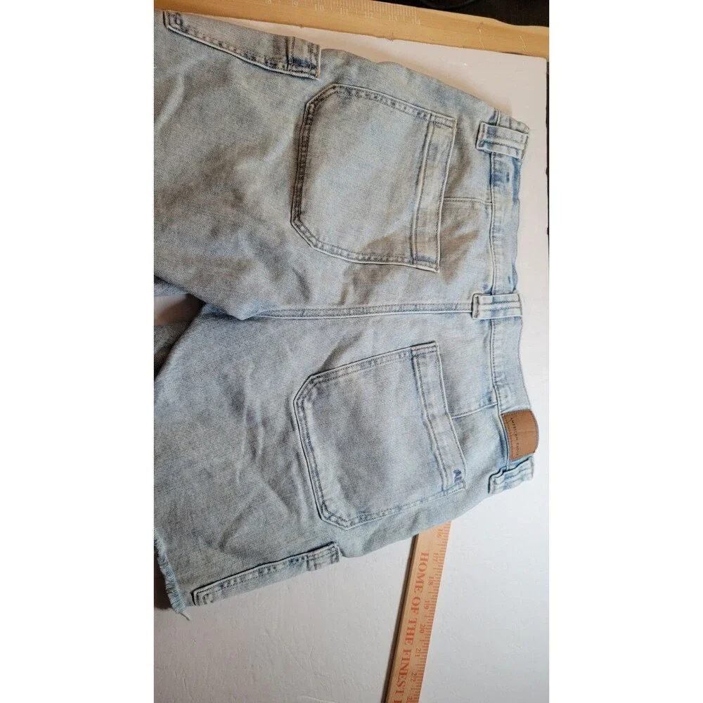 American Eagle Outfitters rise distressing stretch